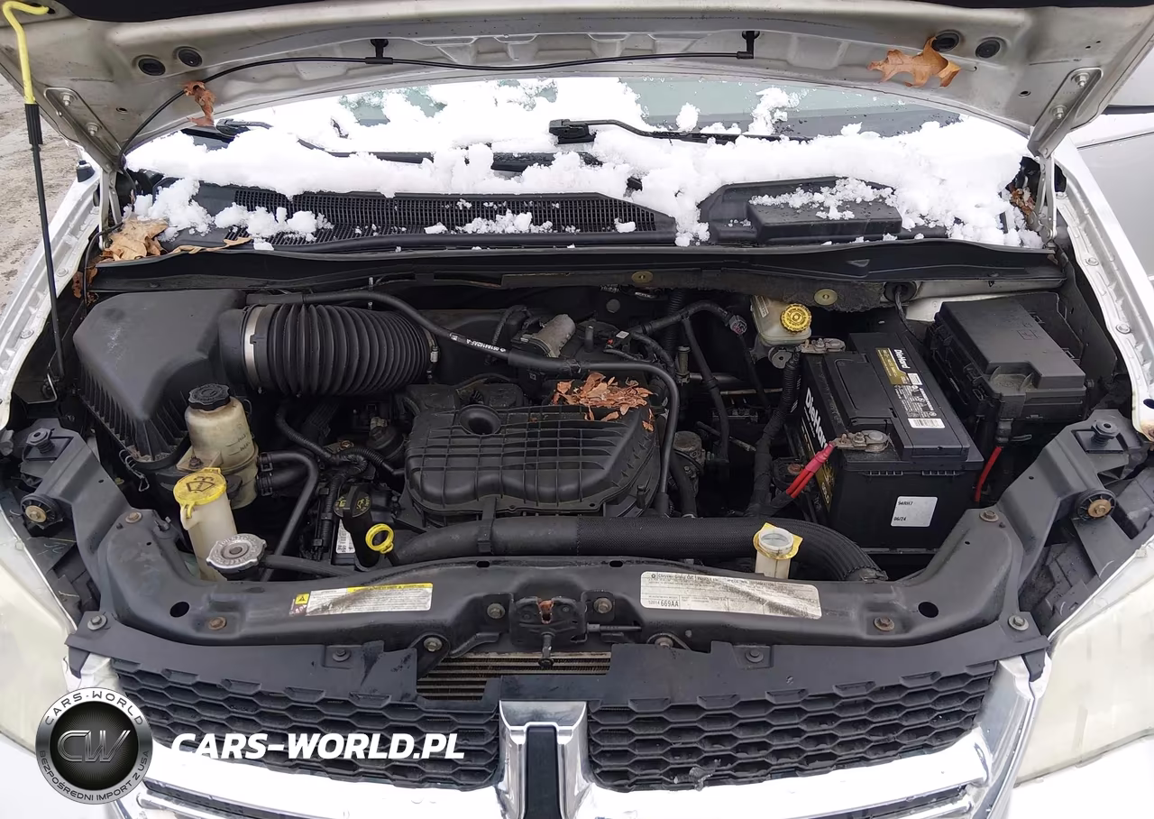 2012 Dodge Grand Caravan Crew VIN:2C4RDGDG3CR110126 - 10