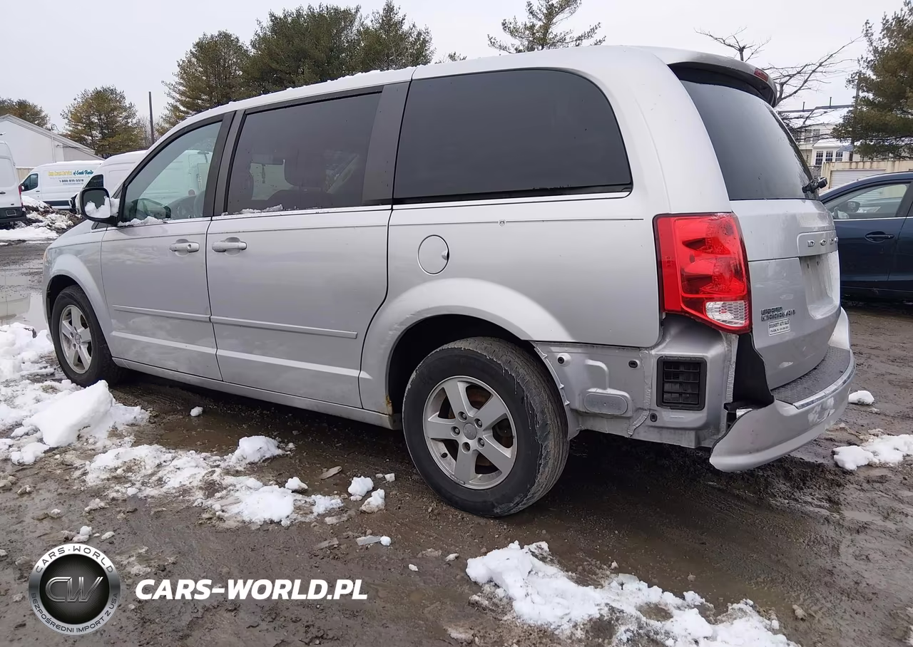 2012 Dodge Grand Caravan Crew VIN:2C4RDGDG3CR110126 - 3