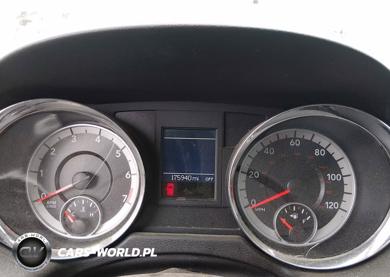 2012 Dodge Grand Caravan Crew VIN:2C4RDGDG3CR110126 - 7