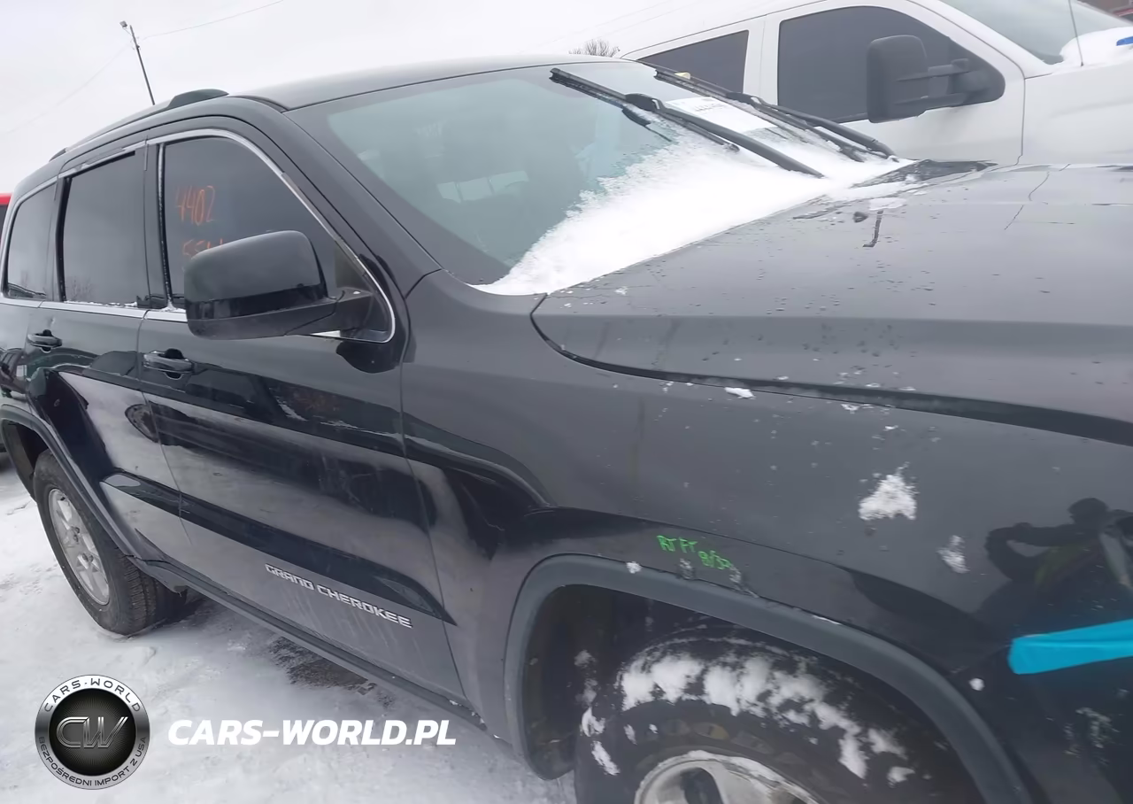 2015 Jeep Grand Cherokee Laredo VIN:1C4RJFAG1FC129469 - 13