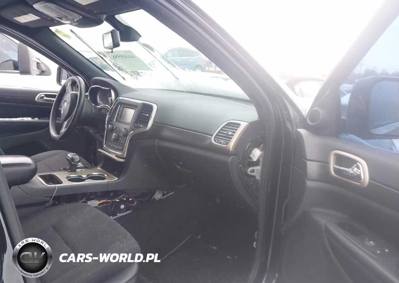 2015 Jeep Grand Cherokee Laredo VIN:1C4RJFAG1FC129469 - 5