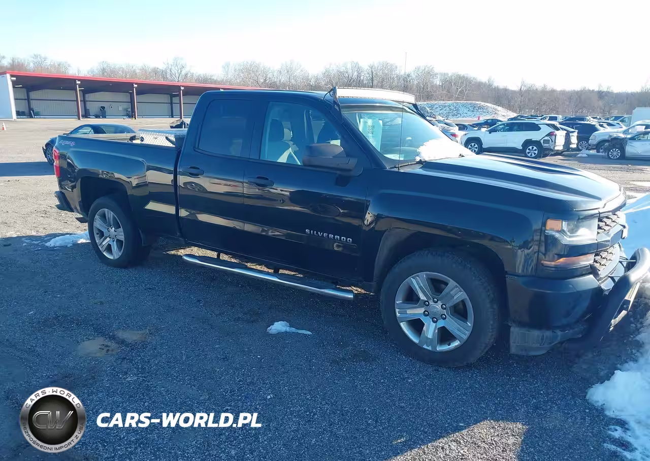2017 Chevrolet Silverado 1500 Custom