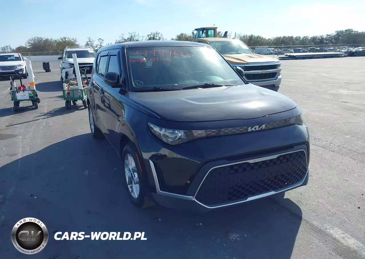 2023 Kia Soul Lx