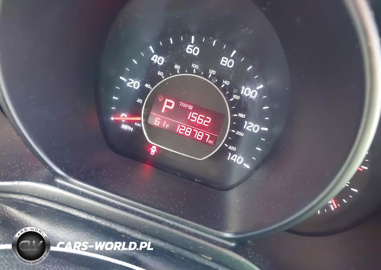 2015 Kia Soul VIN:KNDJN2A21F7111996 - 7