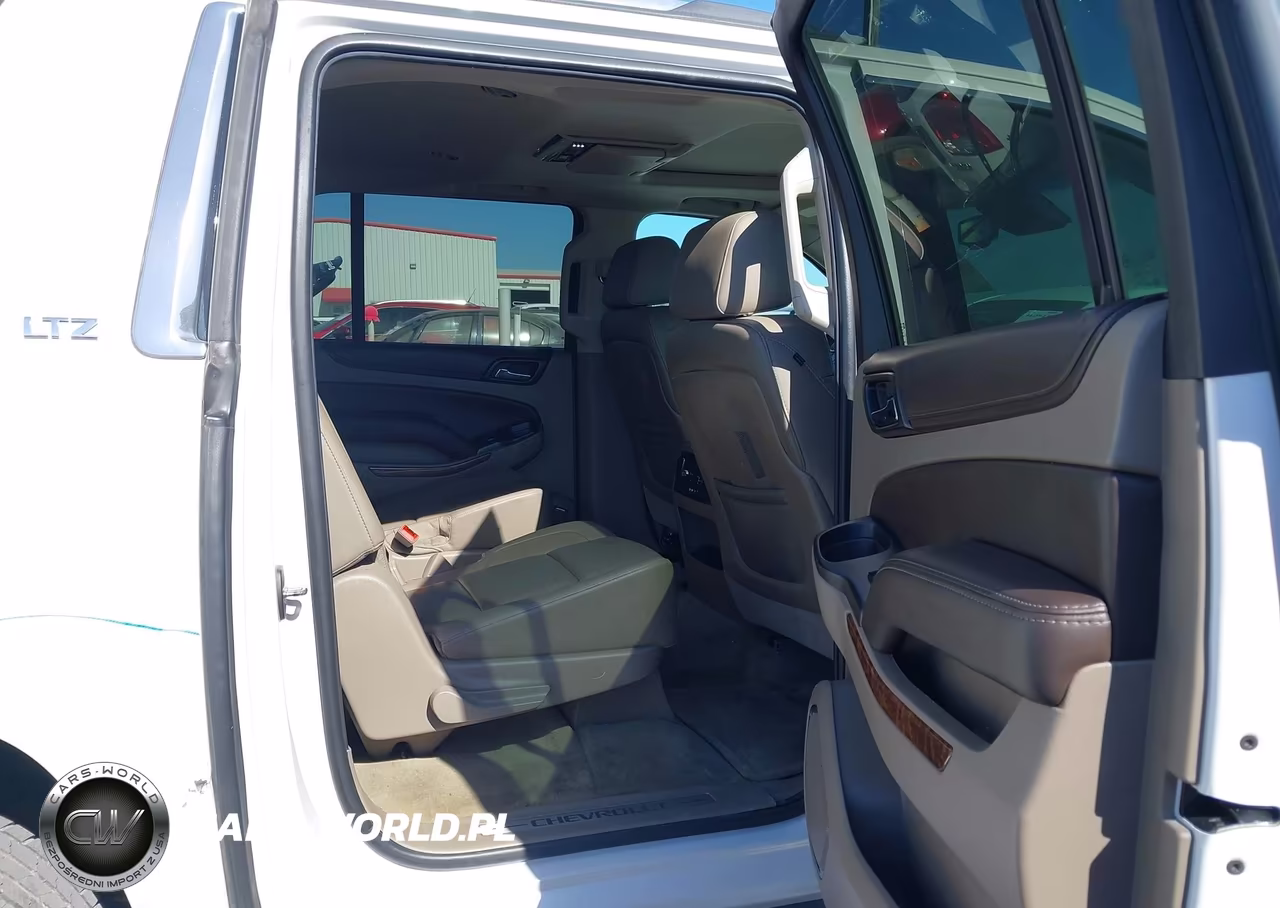 2016 Chevrolet Suburban Ltz VIN:1GNSCJKC0GR152211 - 8
