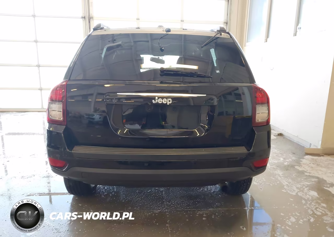 2016 Jeep Compass Sport VIN:1C4NJCBA3GD560852 - 17