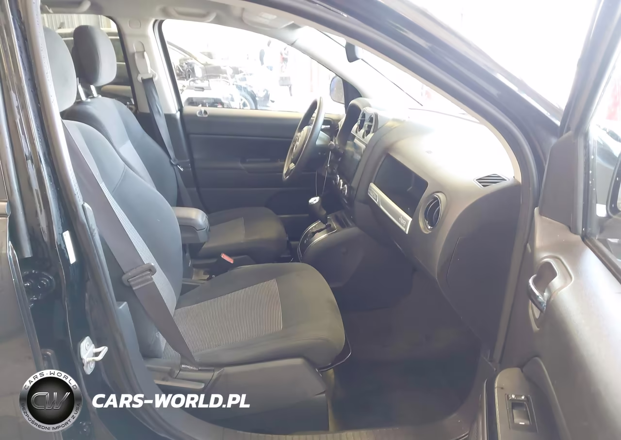 2016 Jeep Compass Sport VIN:1C4NJCBA3GD560852 - 5