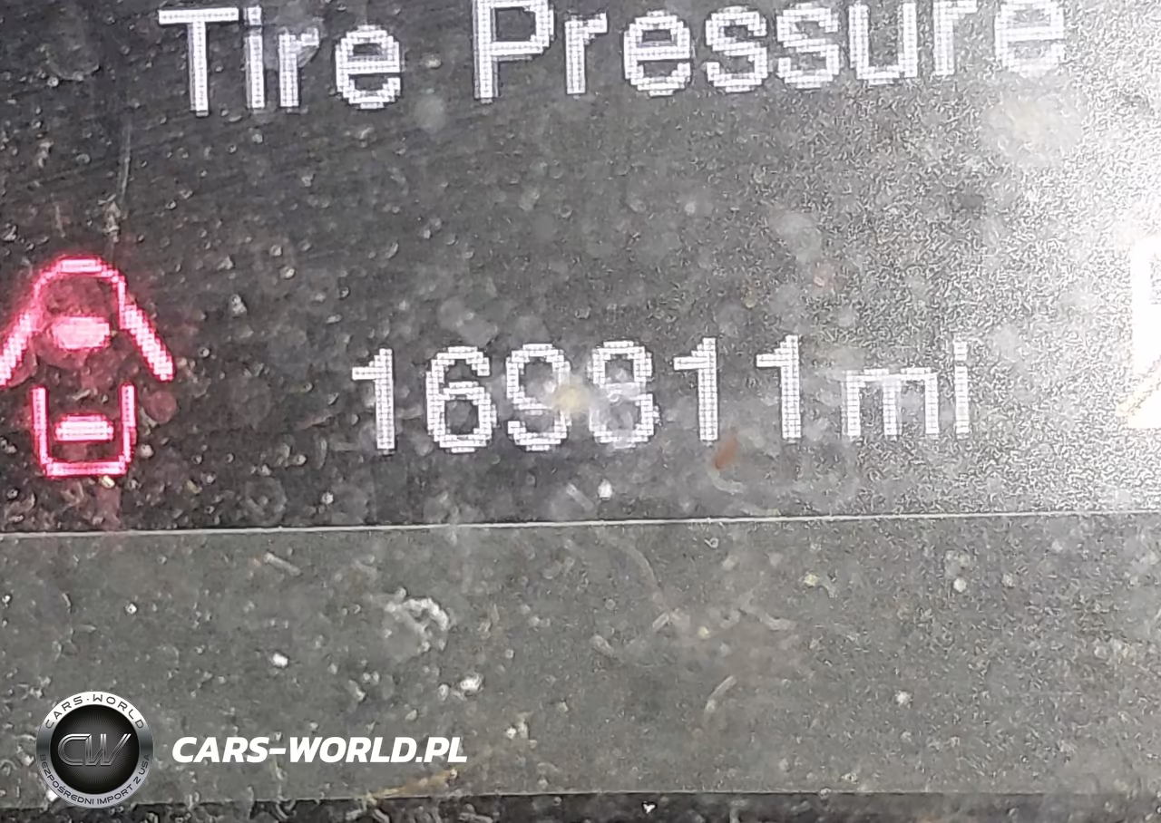 2019 Jeep Renegade Altitude 4X4 VIN:ZACNJBBB0KPK50393 - 16