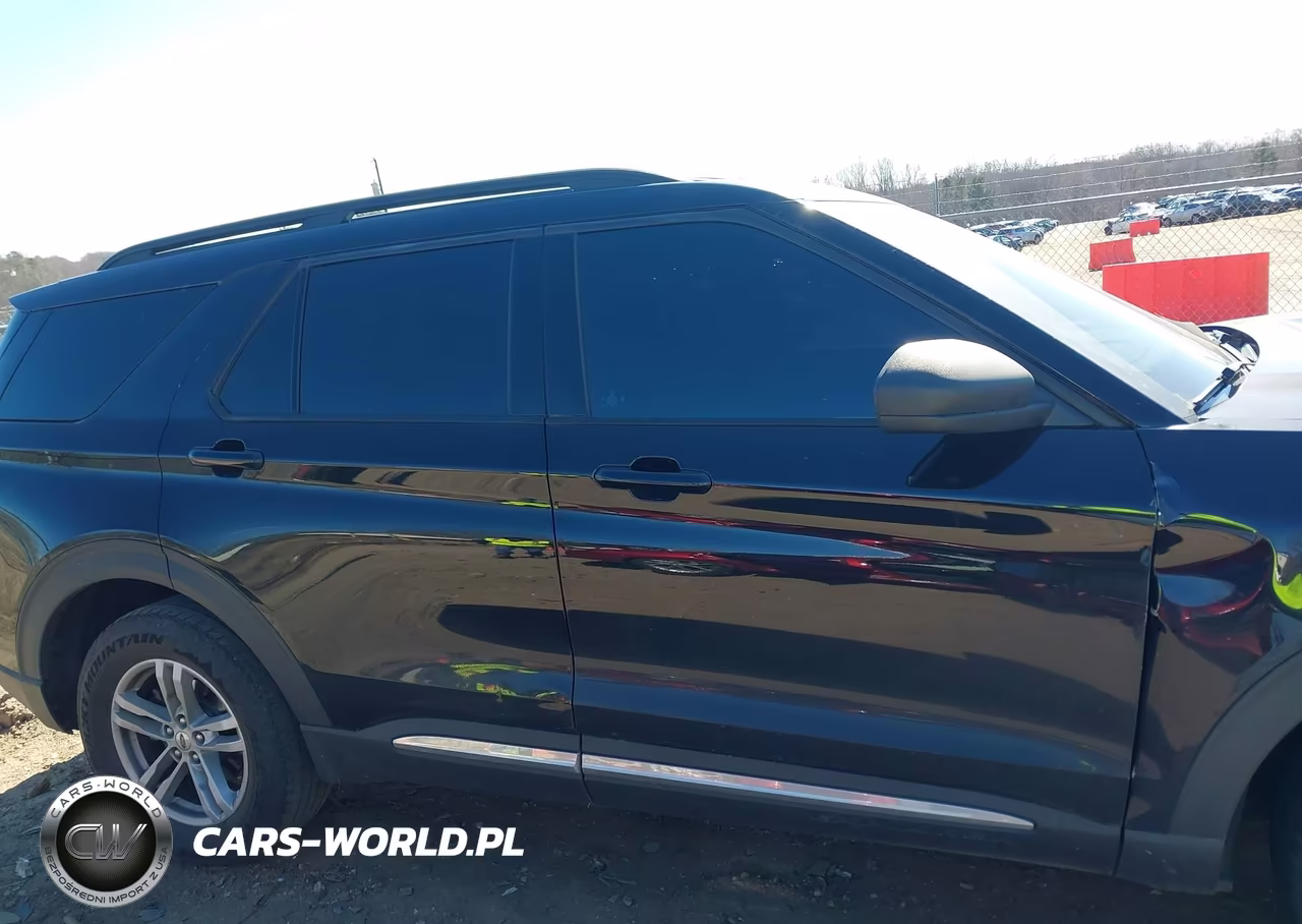 2020 Ford Explorer Xlt VIN:1FMSK8DH0LGC67065 - 13