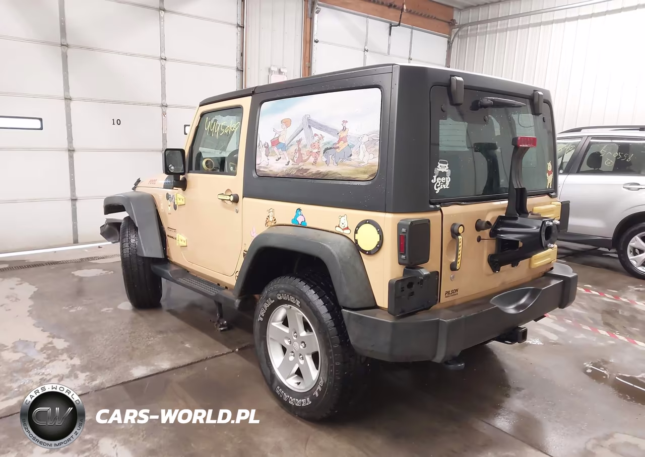 2013 Jeep Wrangler Sport VIN:1C4AJWAG4DL702701 - 3