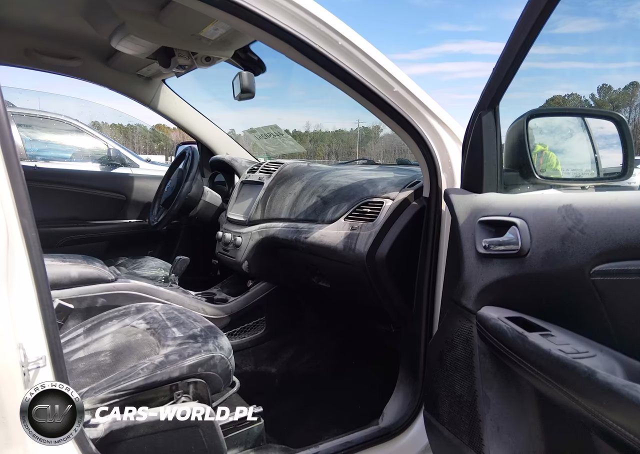 2015 Dodge Journey Crossroad VIN:3C4PDCGB8FT614964 - 5