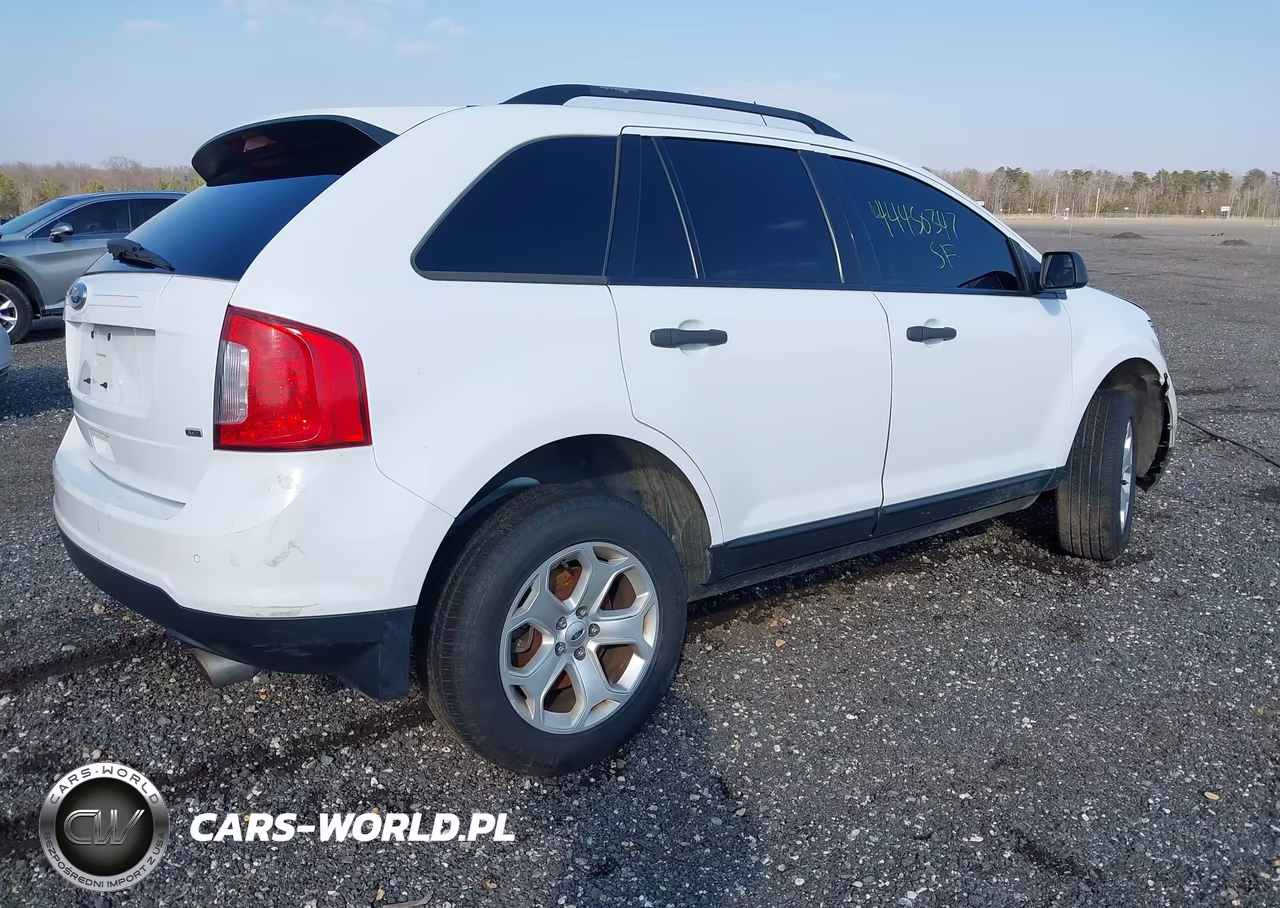 2014 Ford Edge Se VIN:2FMDK4GC4EBA00975 - 4