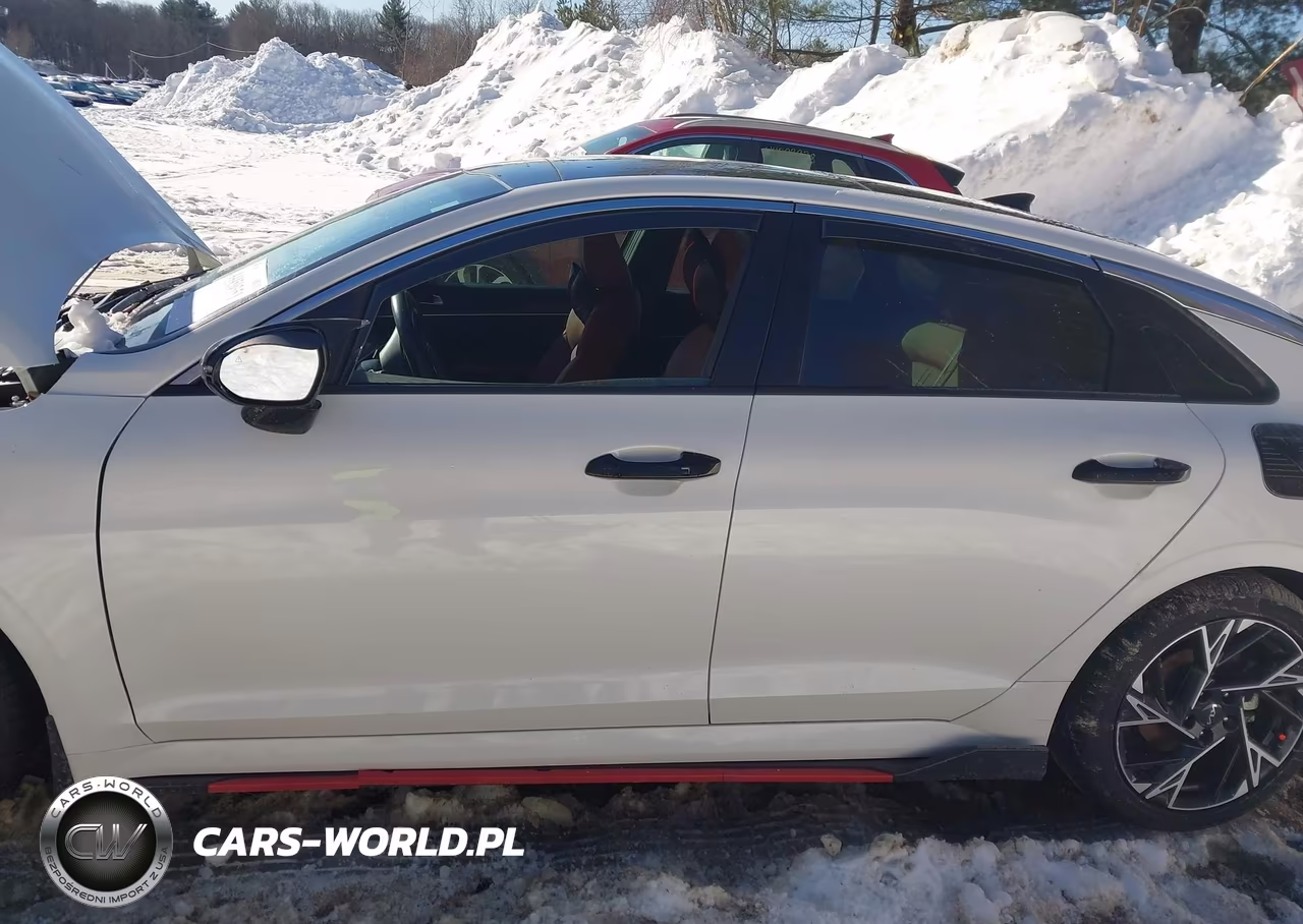 2025 Kia K5 Gt-Line VIN:KNAG64J72S5337868 - 13
