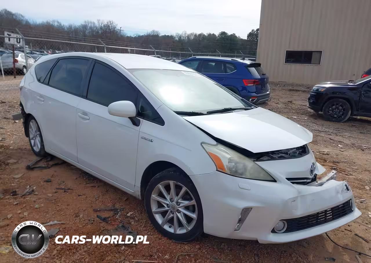 2013 Toyota Prius V Five