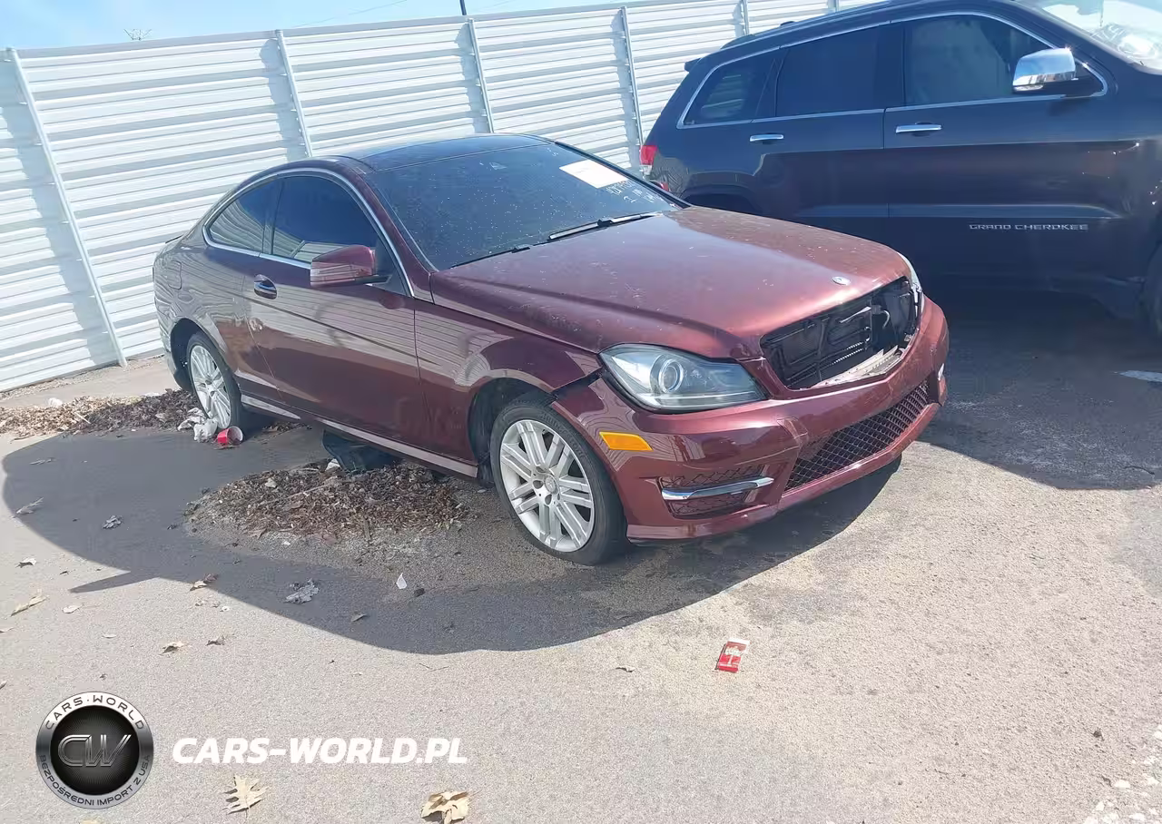 2015 Mercedes-Benz C 250