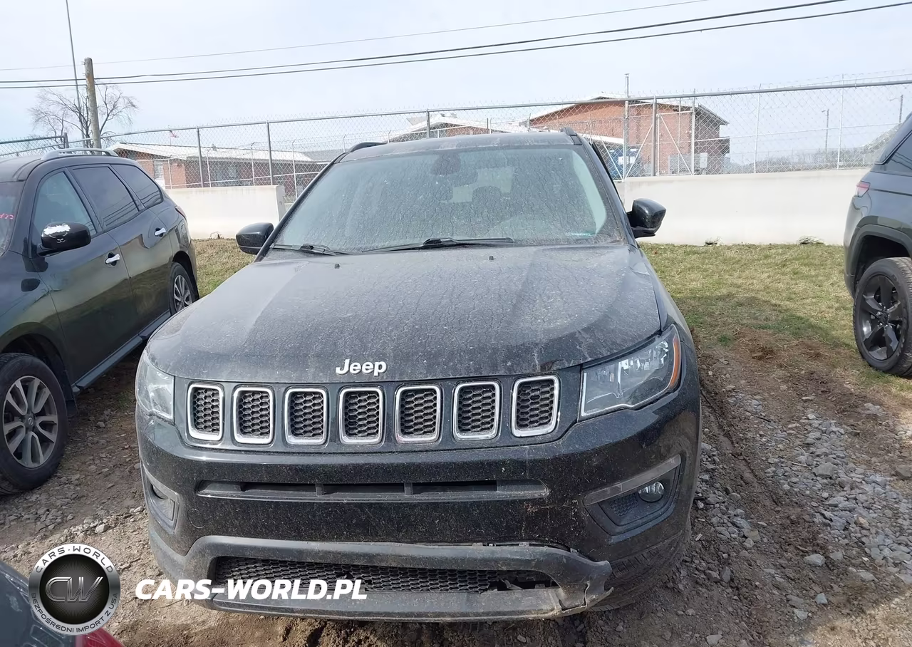 2018 Jeep Compass Latitude 4X4 VIN:3C4NJDBB2JT147448 - 12