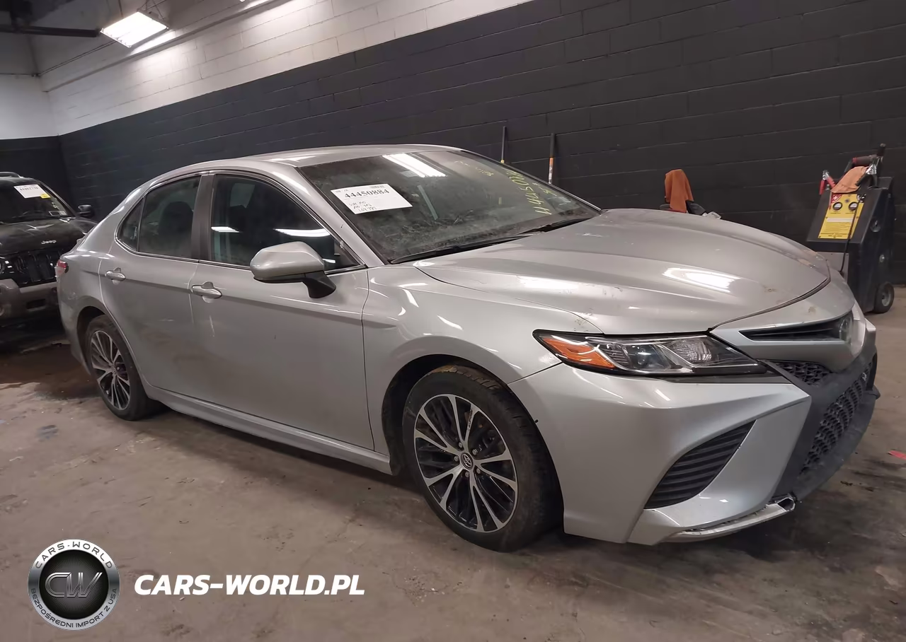 2020 Toyota Camry Se – zdjęcie 1 z 16