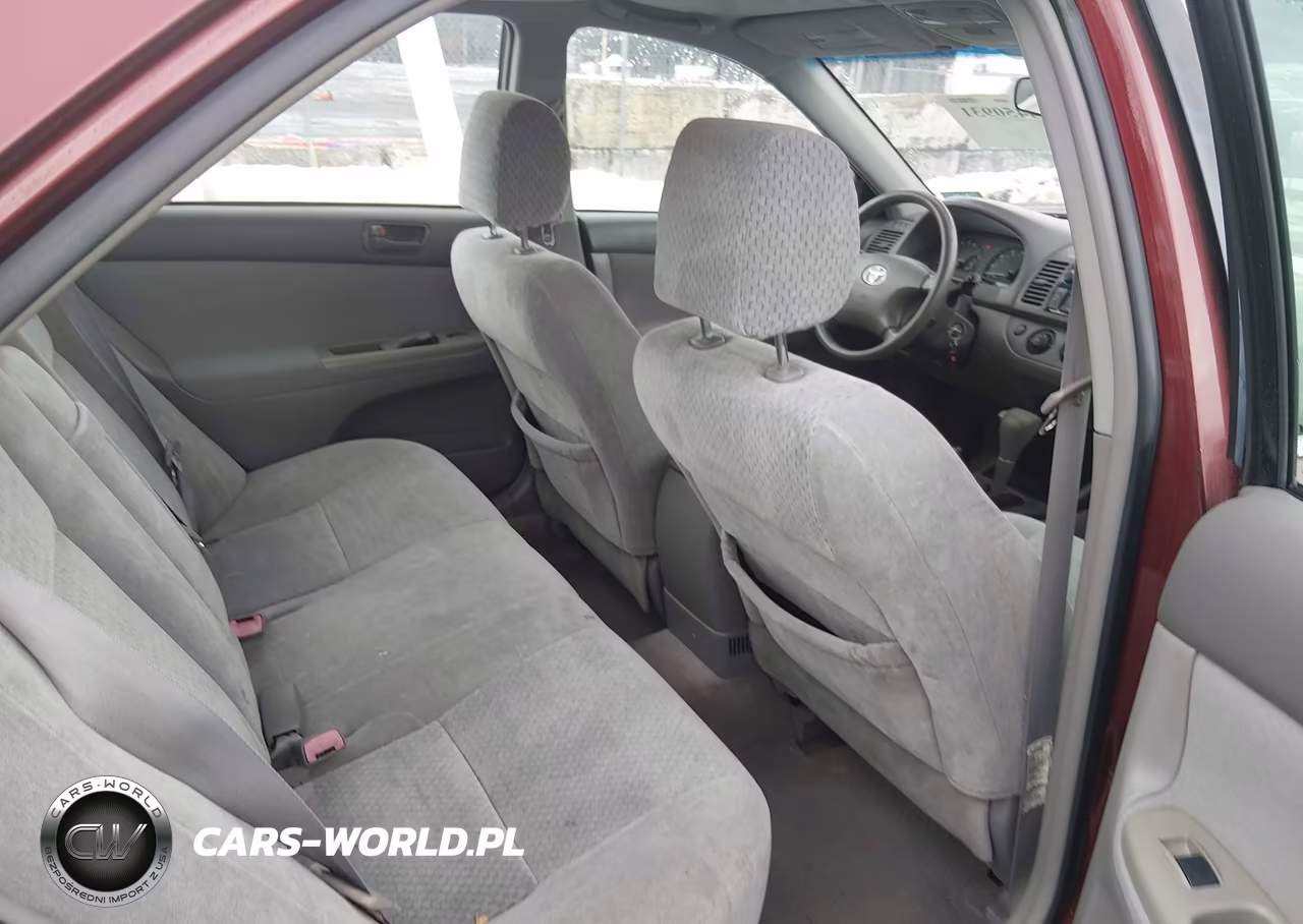 2004 Toyota Camry Le VIN:4T1BE32K24U354297 - 8