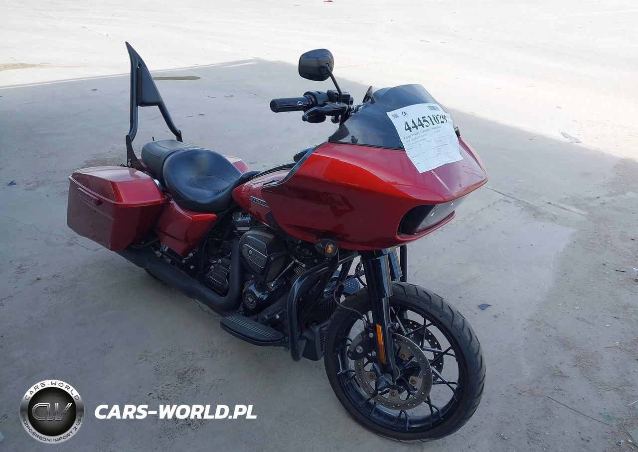 2018 Harley-Davidson Fltrxs Road Glide Special