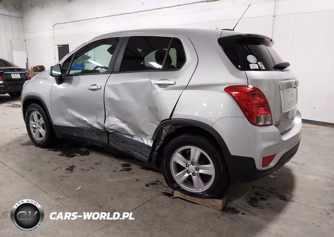 2020 Chevrolet Trax Fwd Ls VIN:KL7CJKSB3LB311528 - 3