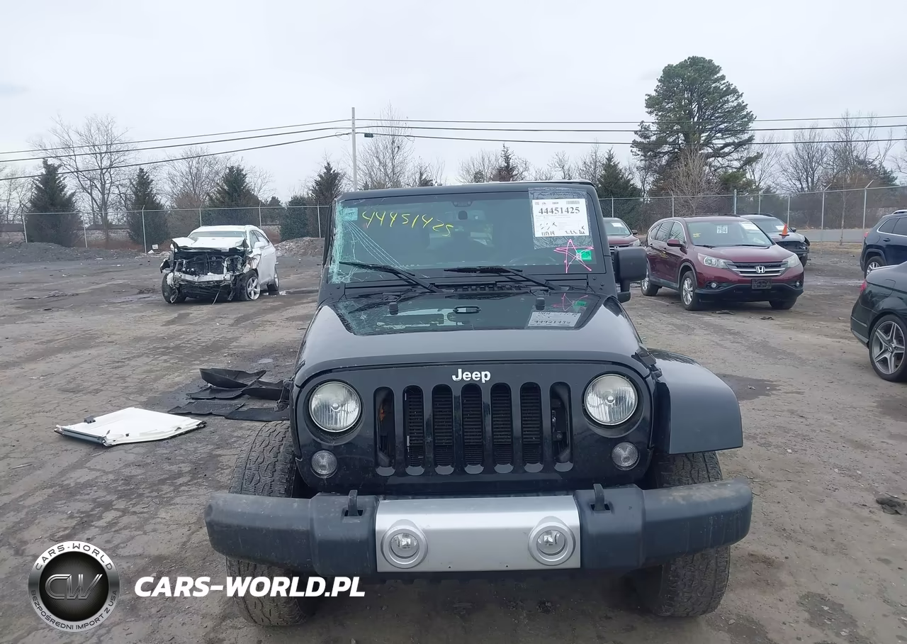 2014 Jeep Wrangler Unlimited Sahara VIN:1C4BJWEG7EL112041 - 13