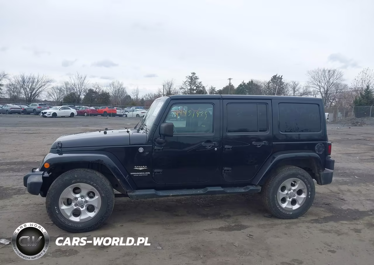 2014 Jeep Wrangler Unlimited Sahara VIN:1C4BJWEG7EL112041 - 15
