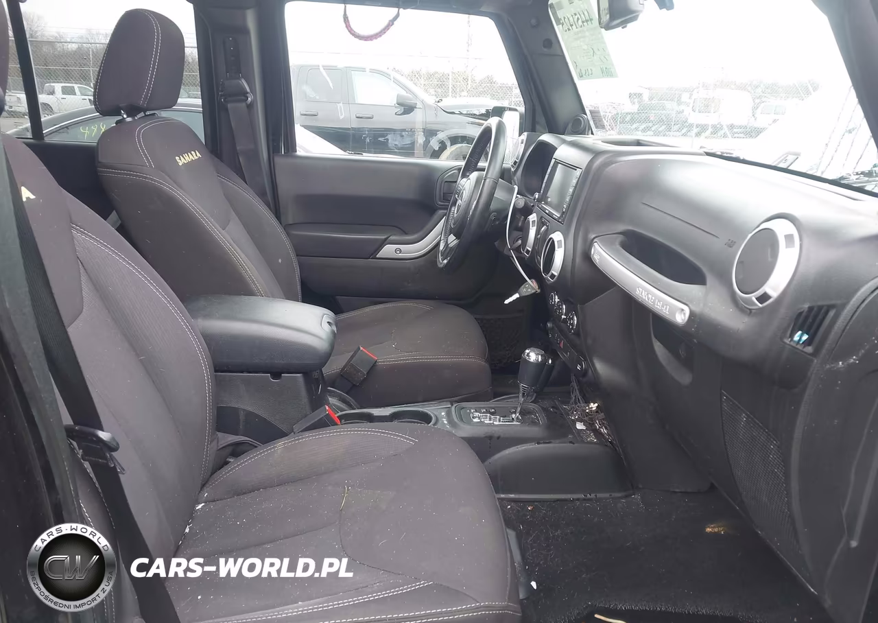 2014 Jeep Wrangler Unlimited Sahara VIN:1C4BJWEG7EL112041 - 5