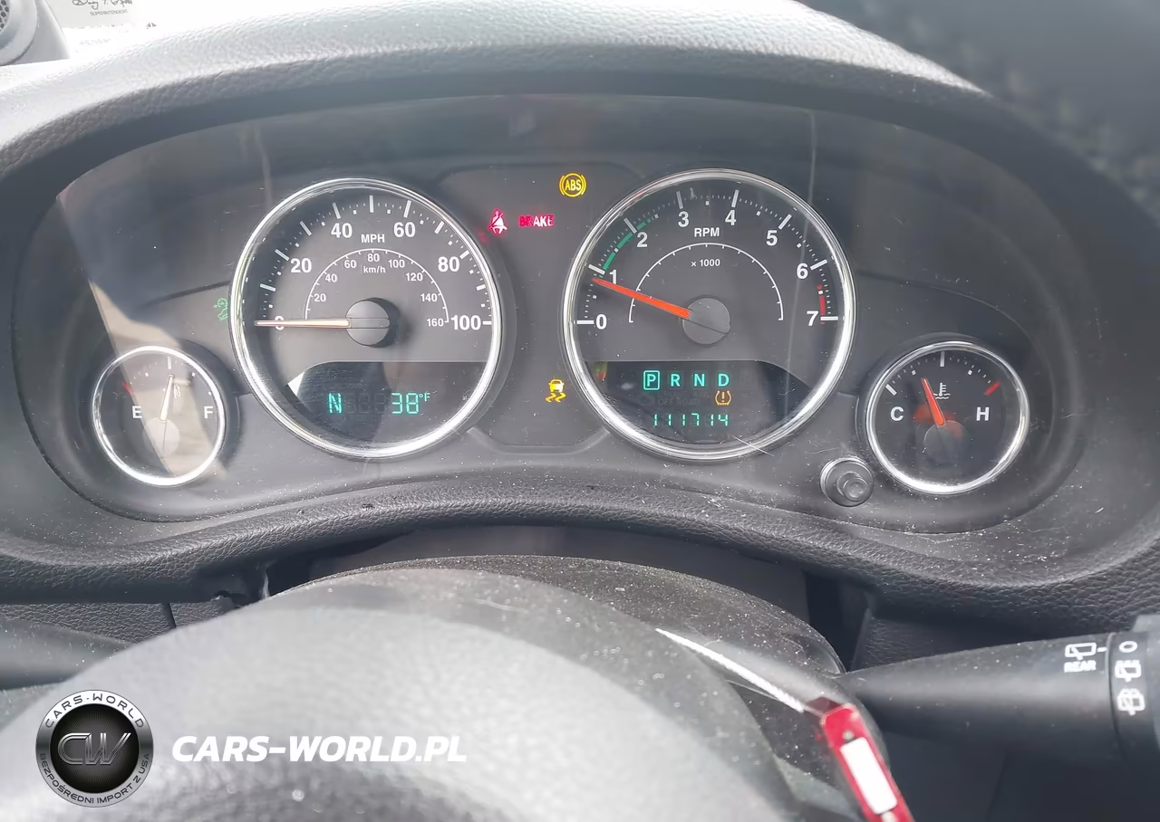2014 Jeep Wrangler Unlimited Sahara VIN:1C4BJWEG7EL112041 - 7