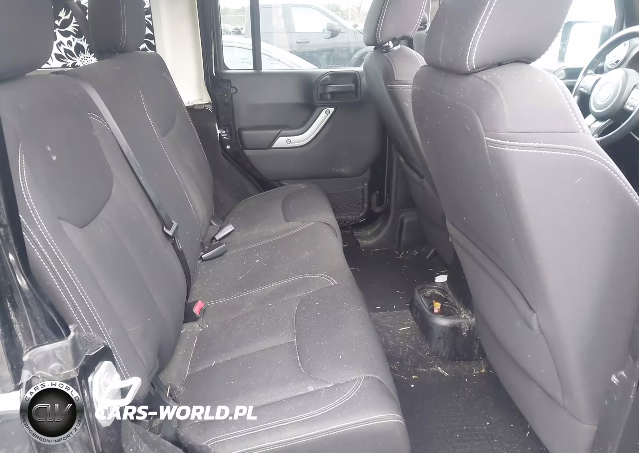 2014 Jeep Wrangler Unlimited Sahara VIN:1C4BJWEG7EL112041 - 8