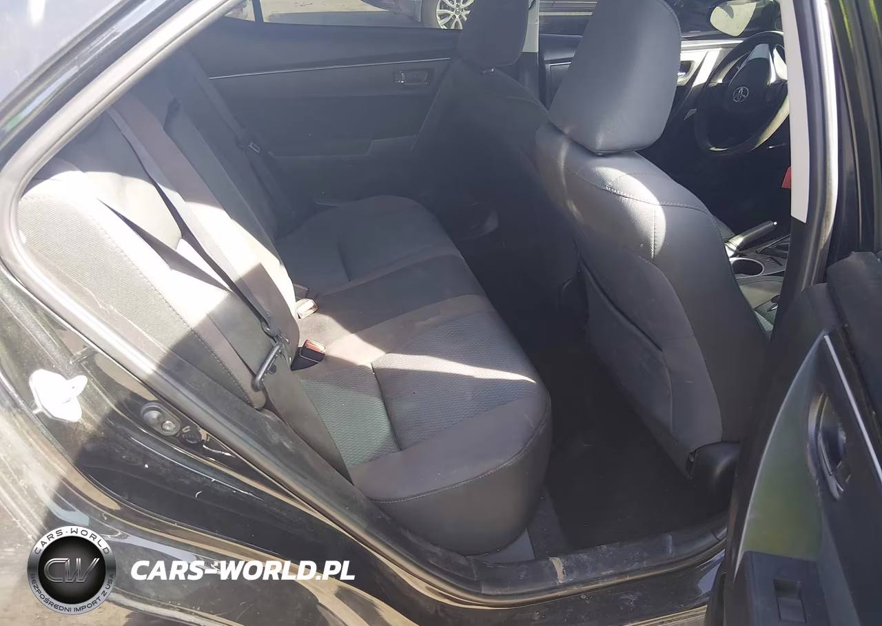 2018 Toyota Corolla L-Le-Xle-Se-Xse VIN:5YFBURHEXJP767749 - 8