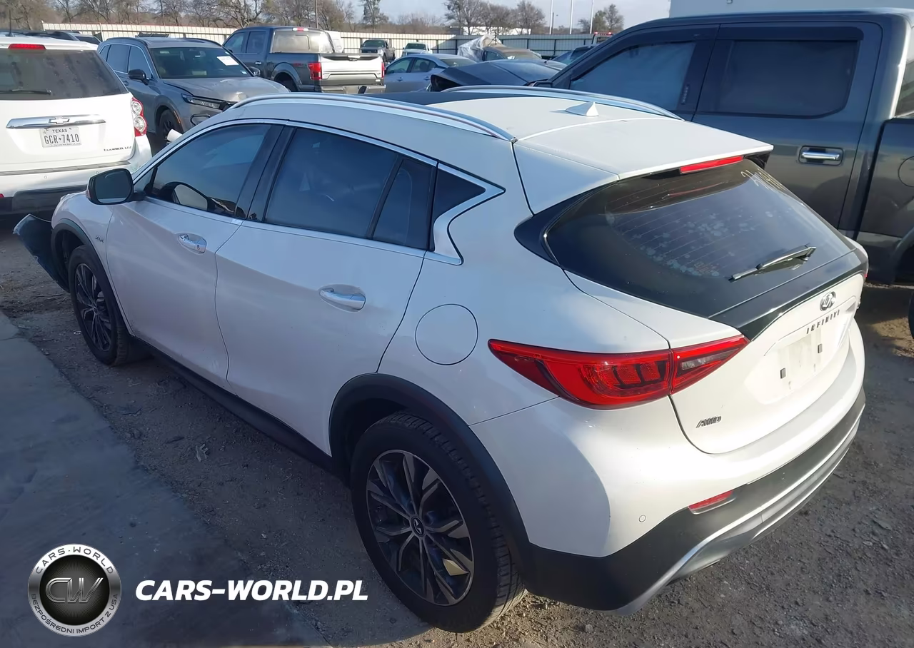 2017 Infiniti Qx30 Premium VIN:SJKCH5CRXHA034219 - 3