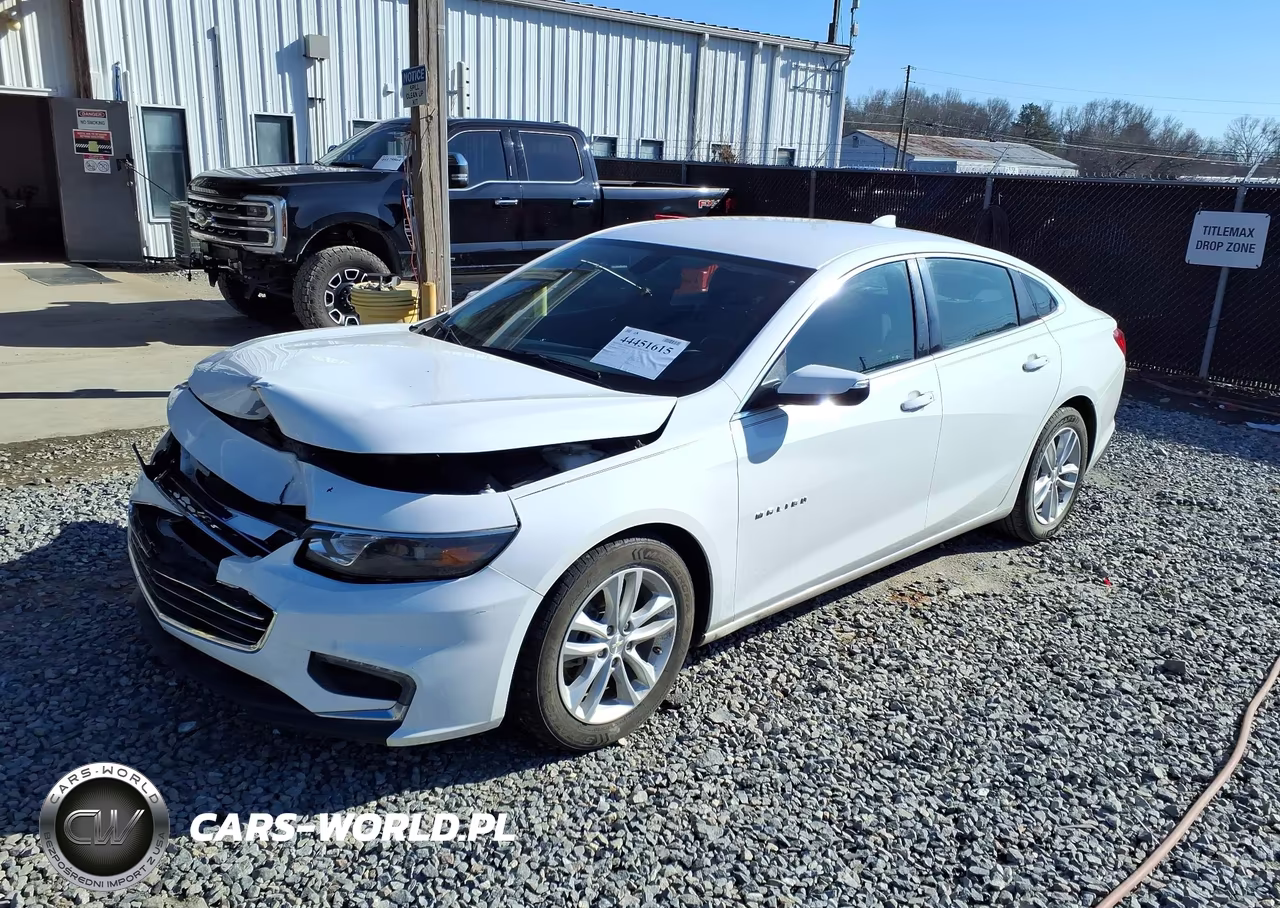 2018 Chevrolet Malibu Lt VIN:1G1ZD5ST5JF207684 - 2