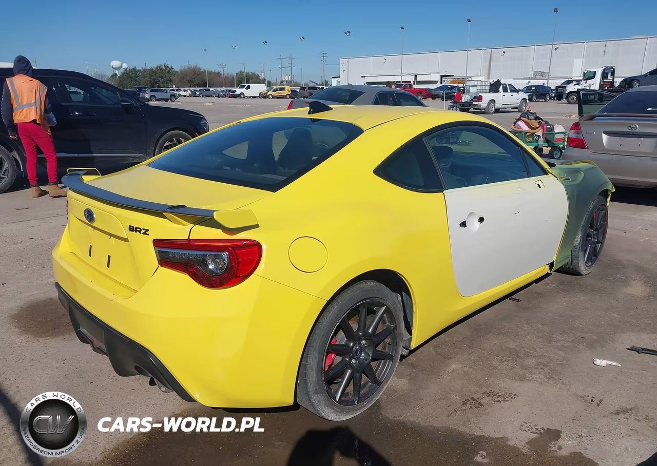 2017 Subaru Brz Series. Yellow VIN:JF1ZCAC16H9601242 - 4