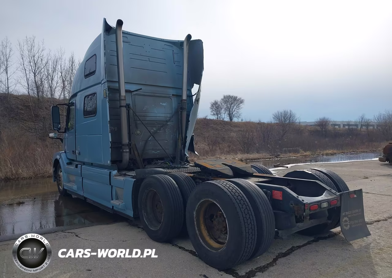 2017 Volvo Vnl VIN:4V4NC9EJXHN972677 - 3