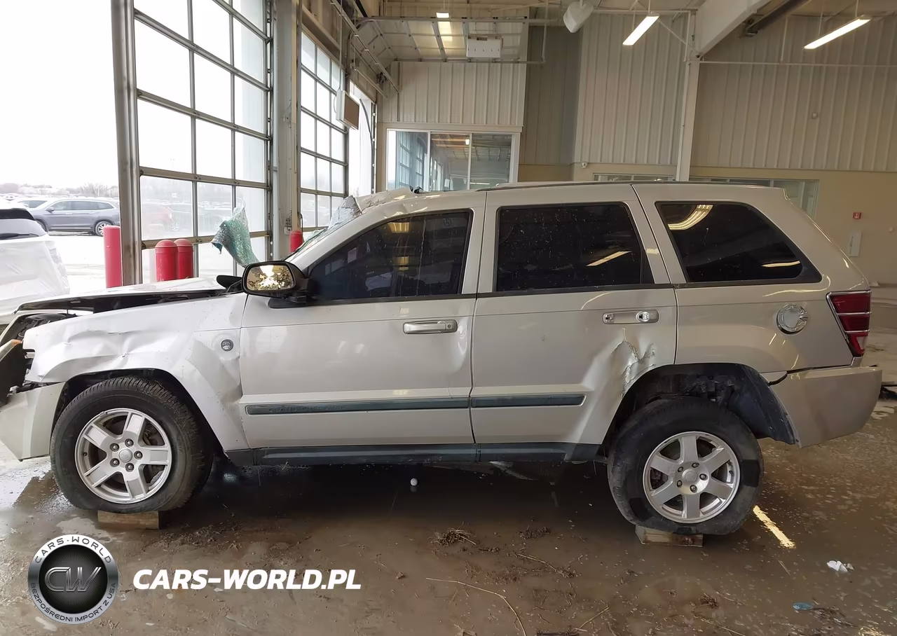 2008 Jeep Grand Cherokee Laredo VIN:1J8GR48K98C247456 - 15