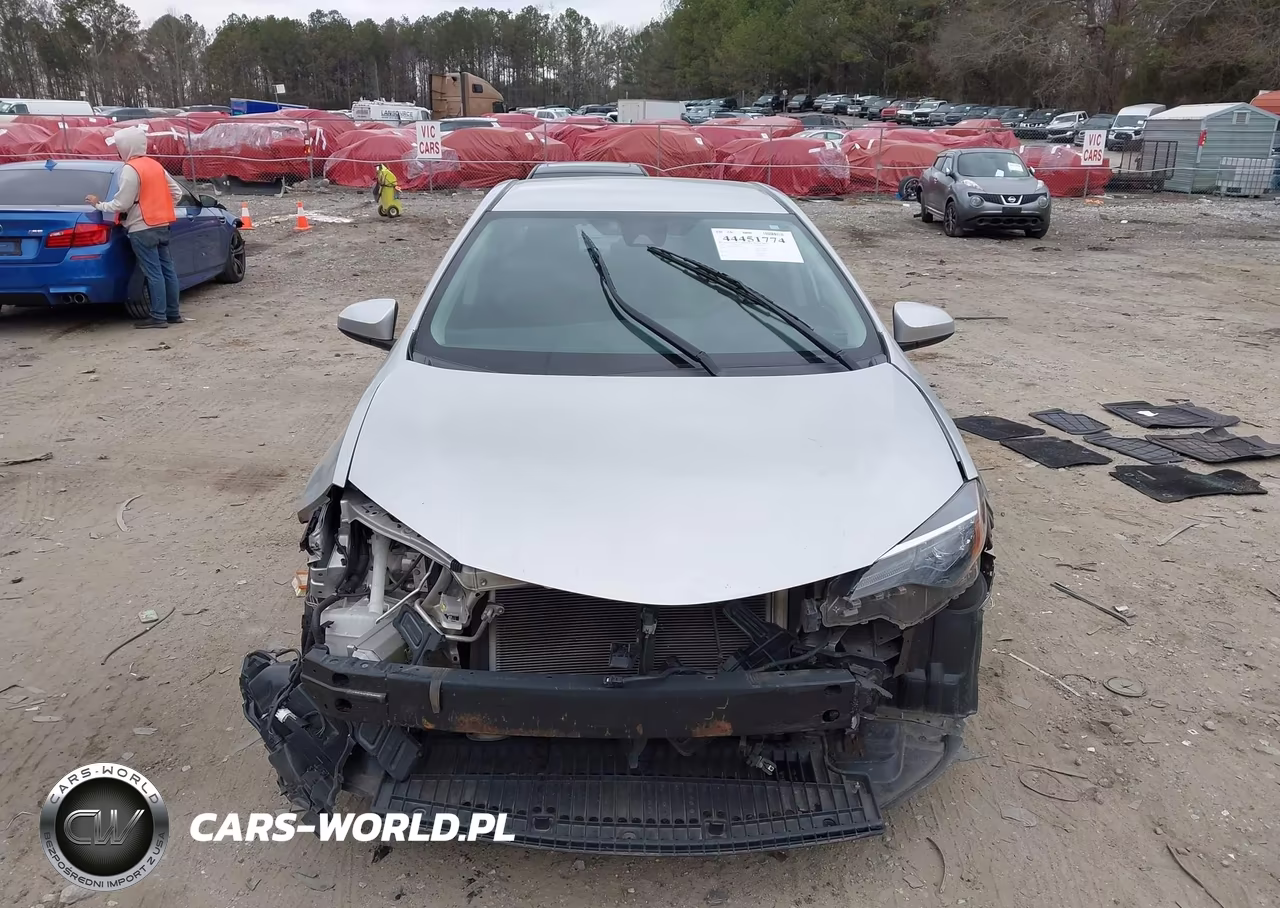 2019 Toyota Corolla Le VIN:5YFBURHE8KP869732 - 12