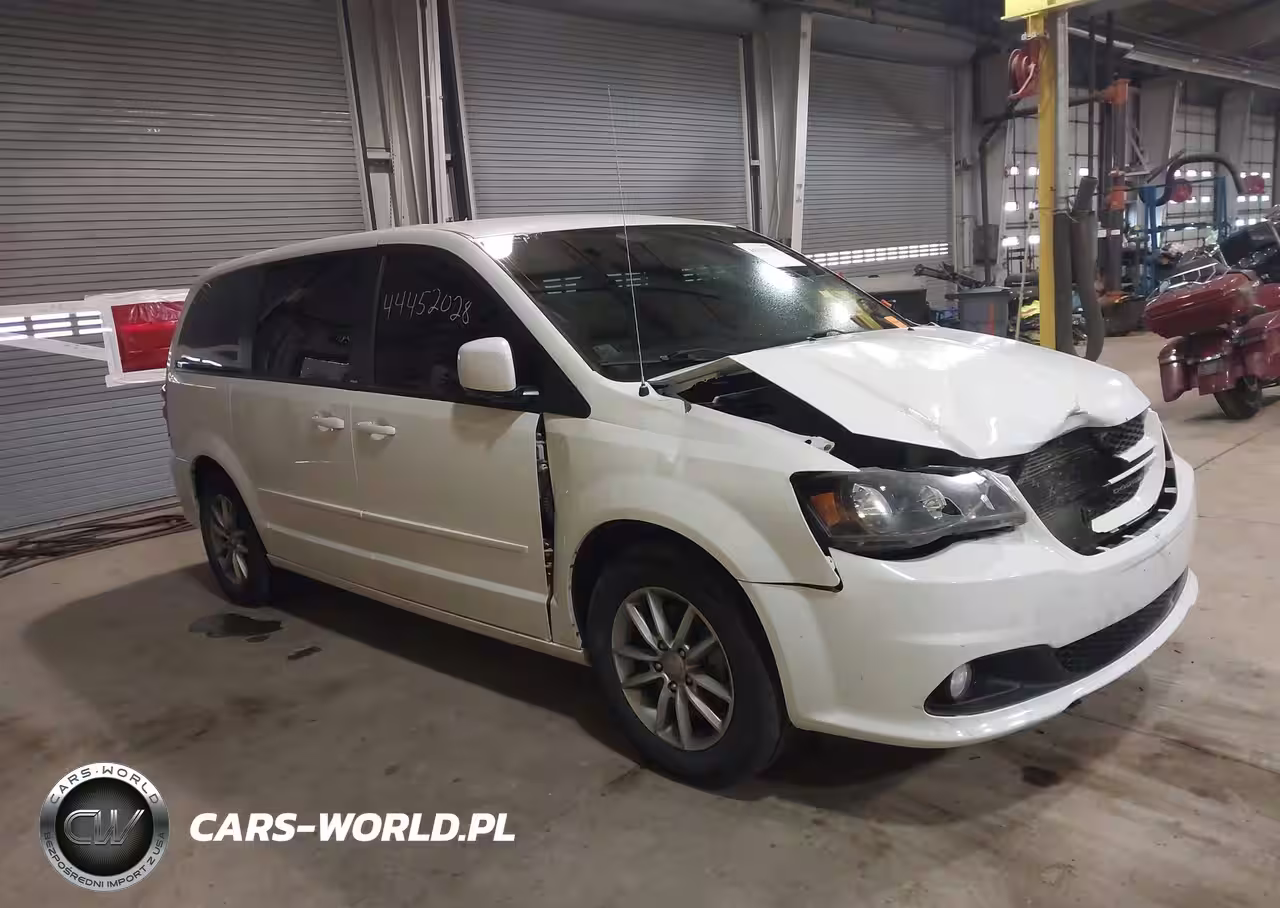 2014 Dodge Grand Caravan R-T