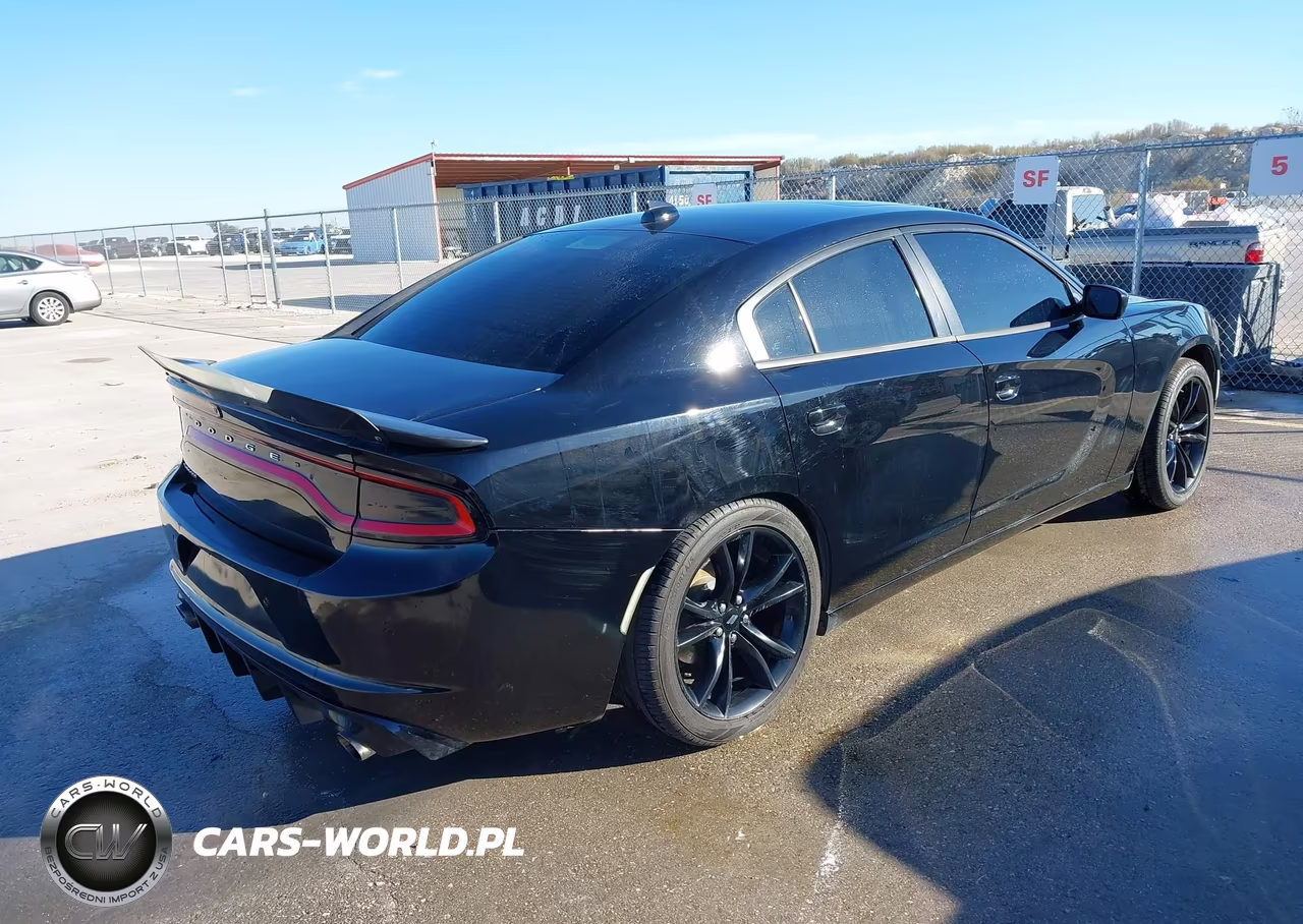 2018 Dodge Charger R-T Rwd VIN:2C3CDXCT0JH220420 - 4