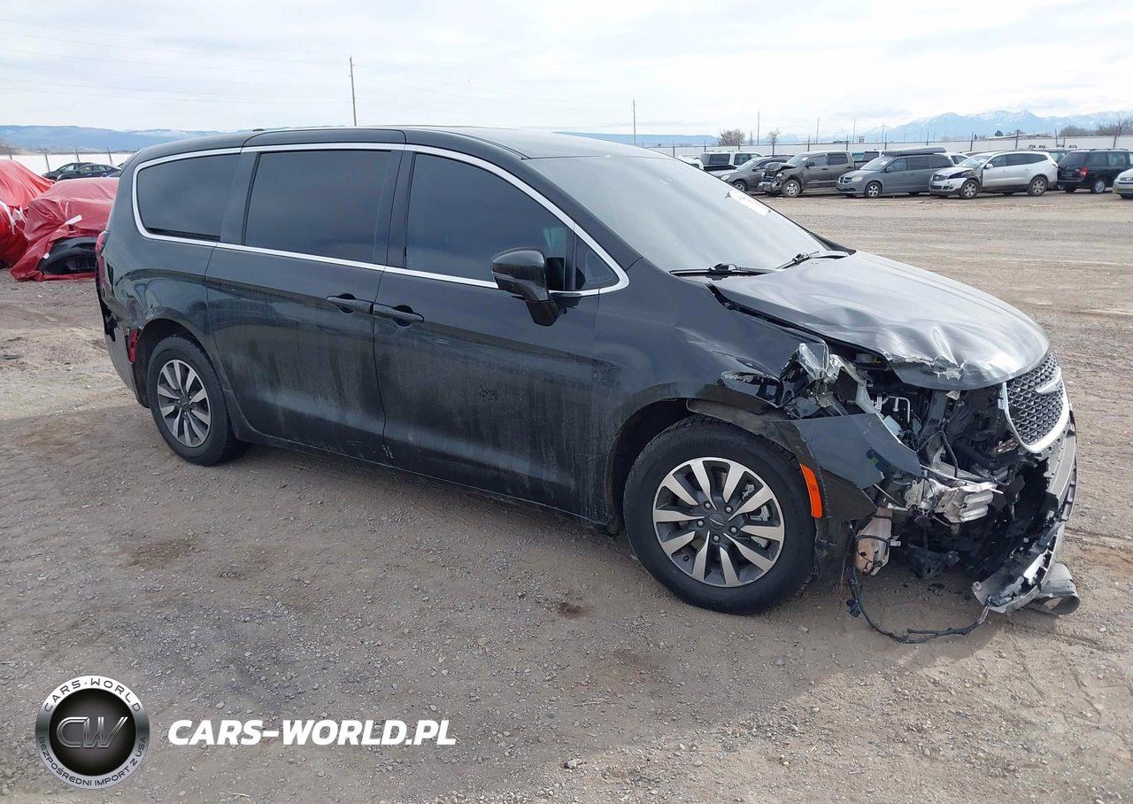 2022 Chrysler Pacifica Hybrid Touring L