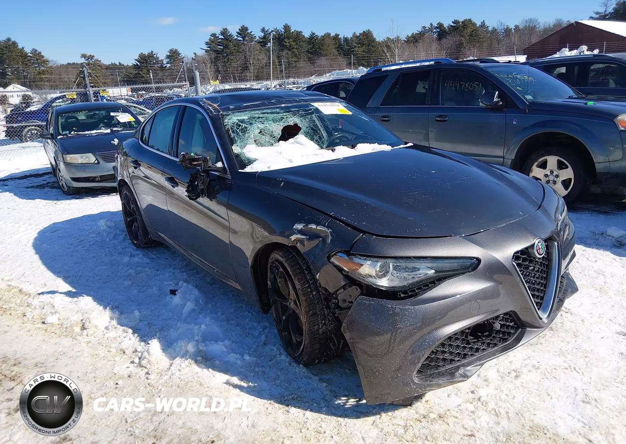 2021 Alfa Romeo Giulia Awd