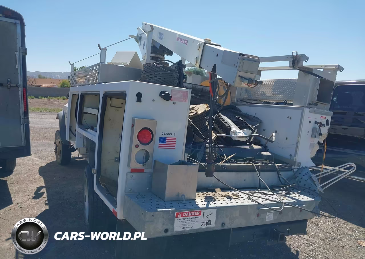 2014 Ram 4500 Chassis Tradesman-Slt VIN:3C7WRKAJ7EG323910 - 3