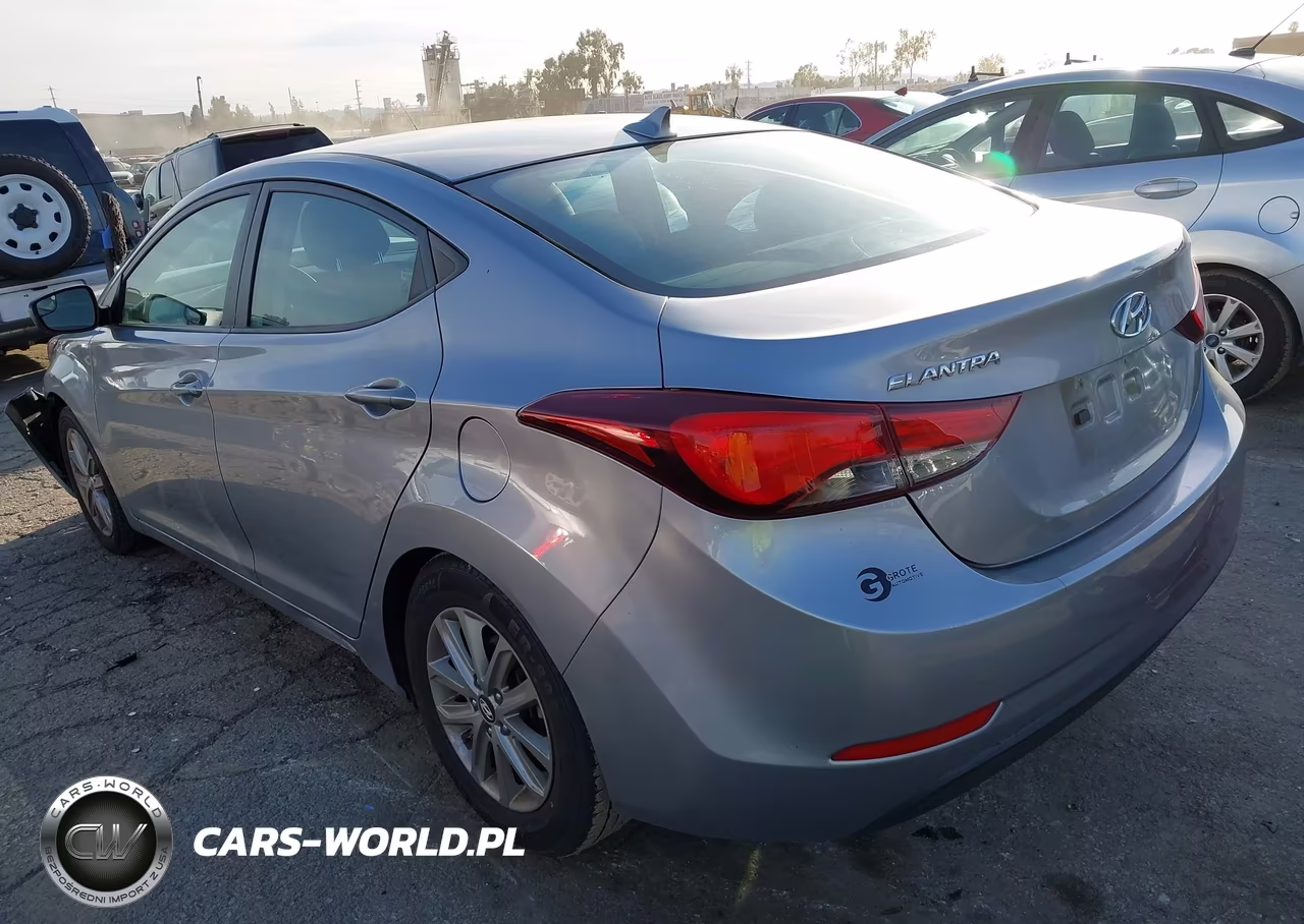 2015 Hyundai Elantra Se VIN:5NPDH4AE3FH610014 - 3