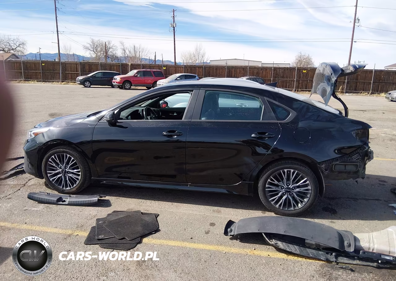 2023 Kia Forte Gt-Line VIN:3KPF54AD2PE546725 - 15
