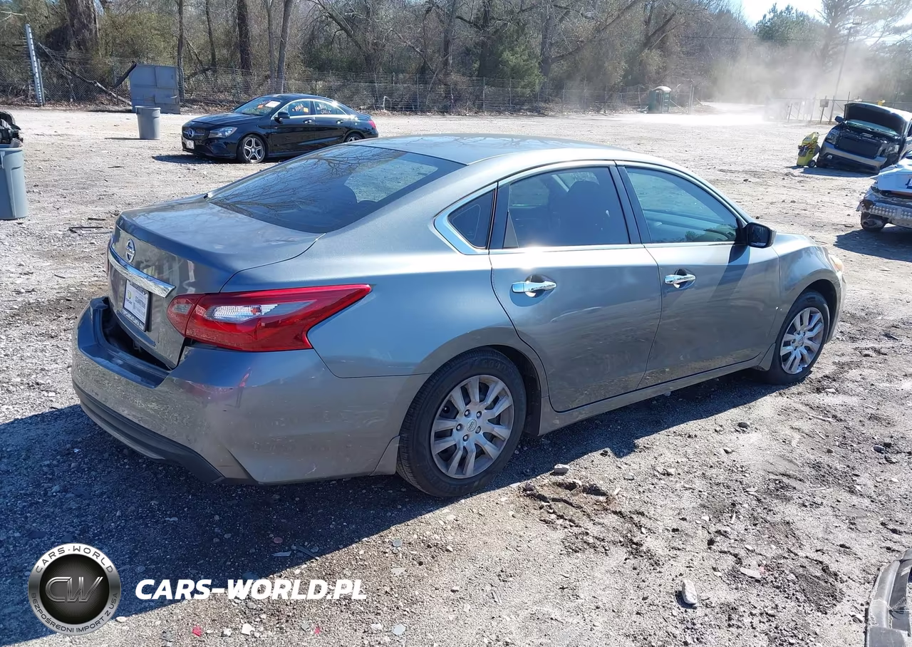 2018 Nissan Altima 2.5 S VIN:1N4AL3APXJC293078 - 4