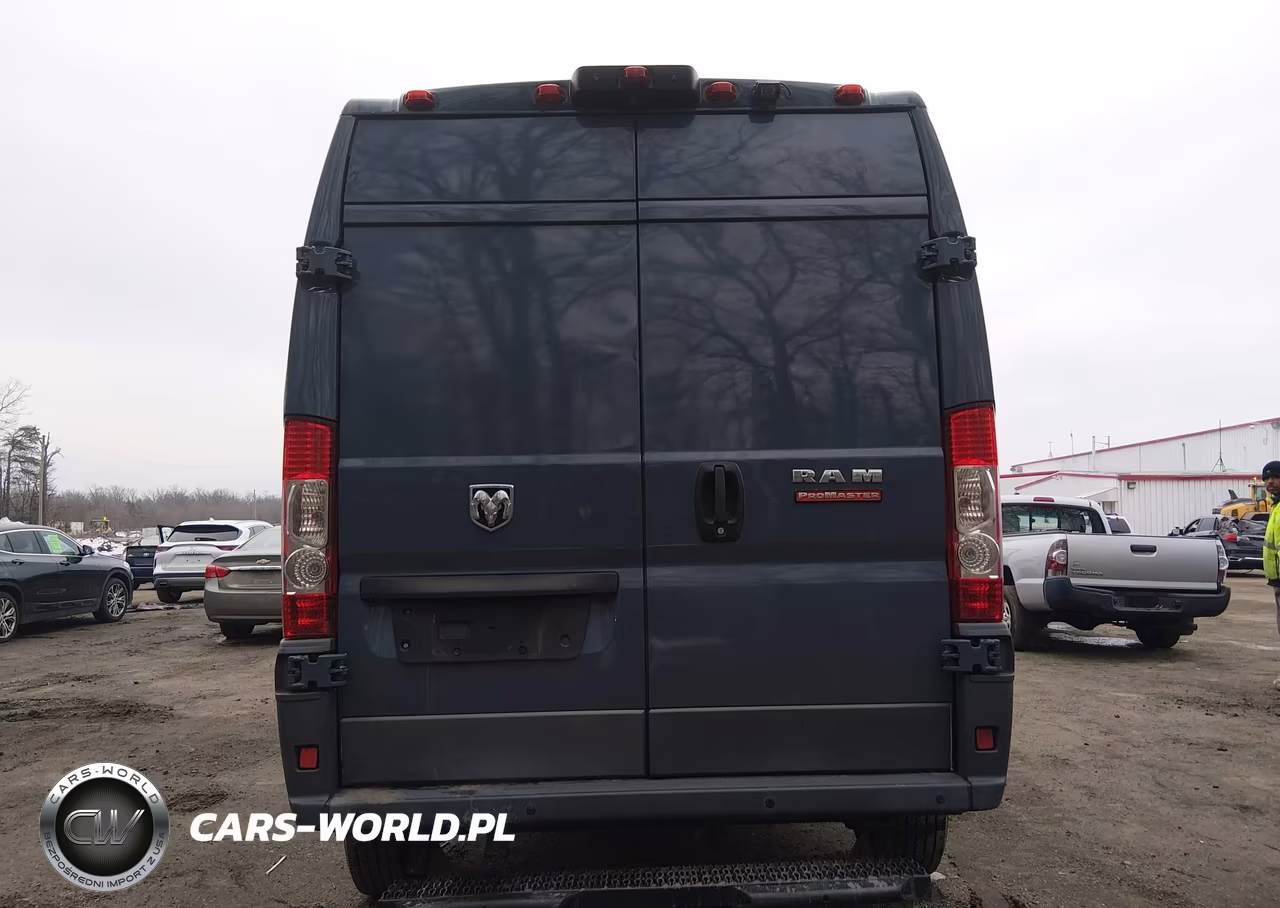 2018 Ram Promaster 2500 VIN:3C6TRVDGXJE159437 - 16