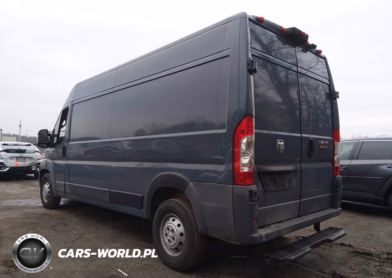 2018 Ram Promaster 2500 VIN:3C6TRVDGXJE159437 - 3