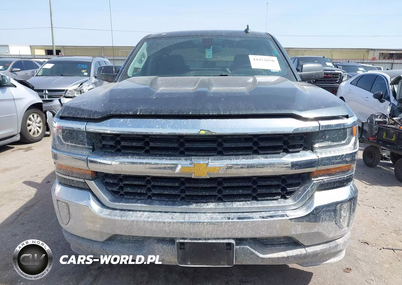 2018 Chevrolet Silverado 1500 1Lt VIN:3GCUCRER7JG288794 - 12