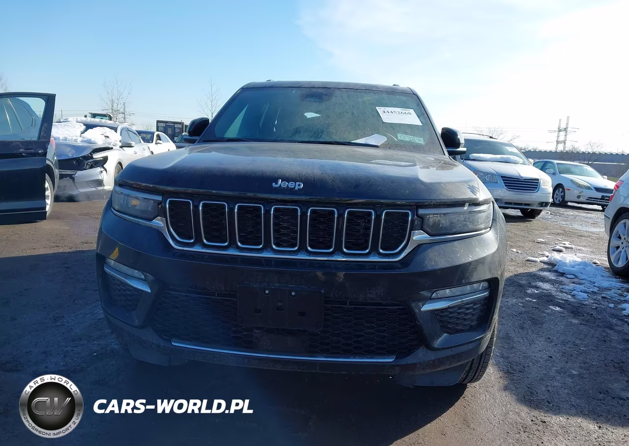 2025 Jeep Grand Cherokee Limited 4X4 VIN:1C4RJHBG4SC321716 - 11
