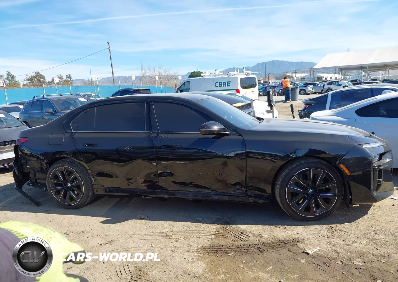2025 BMW 740I VIN:WBA23EH03SCV51104 - 13