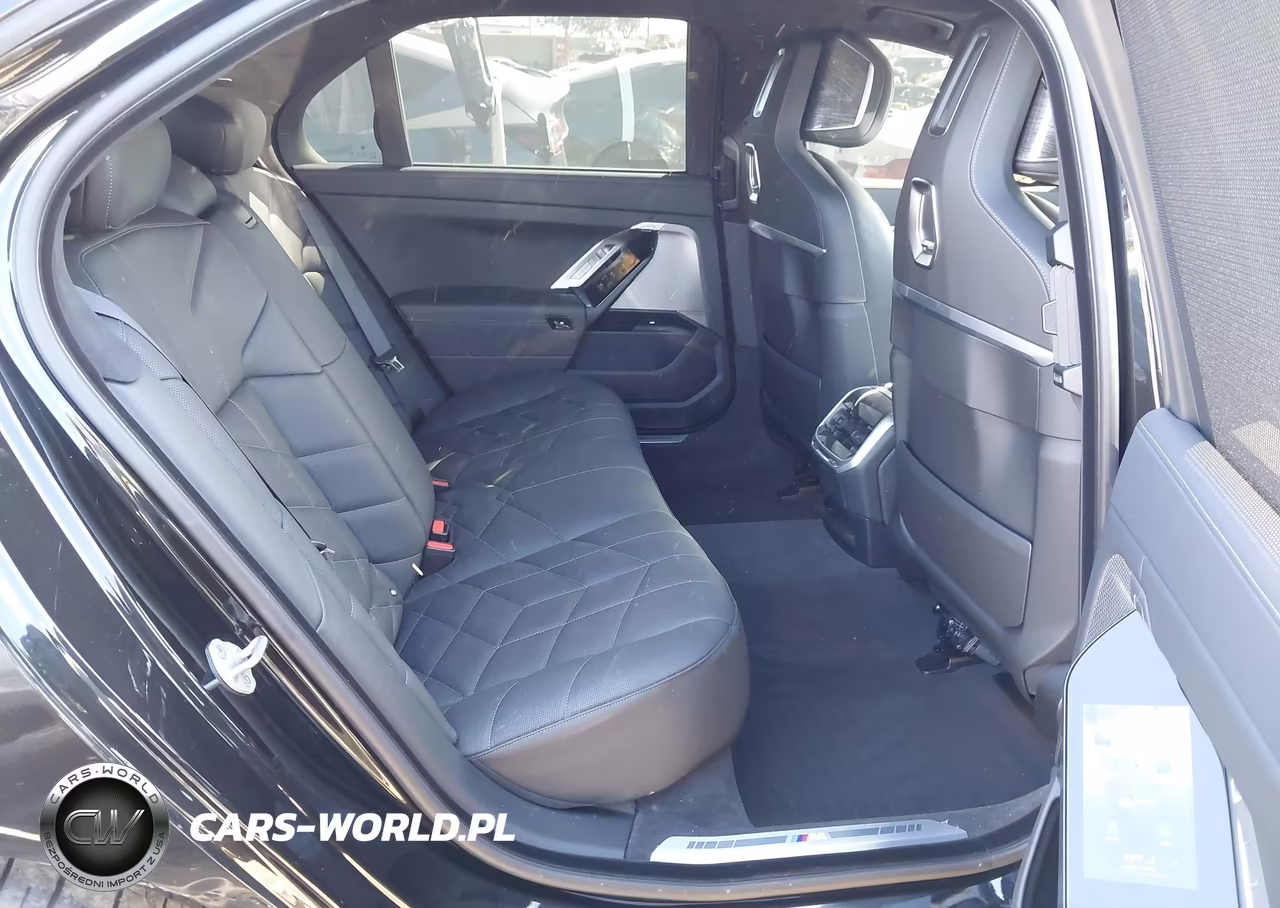 2025 BMW 740I VIN:WBA23EH03SCV51104 - 8